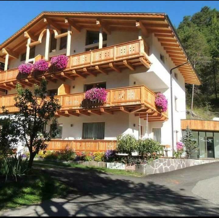 Residence Brunello Ortisei Exterior photo